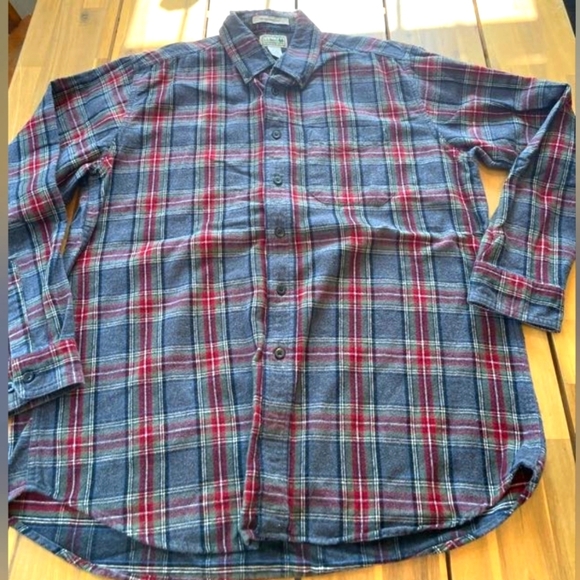 L.L. Bean Mens 100% Cotton Grey Red Plaid Casual Button Down Shirt Size Large - Picture 1 of 3
